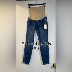 Jessica Simpson petite xs maternity pants.